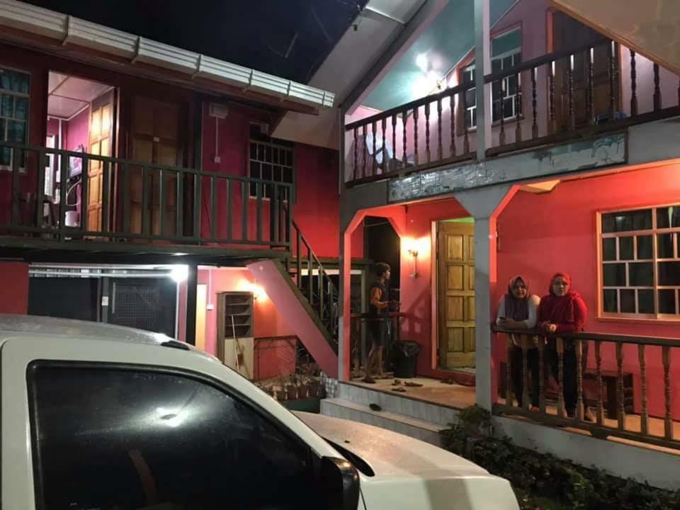 Strawberry Rest House Mesilou Kundasang ภายนอก รูปภาพ