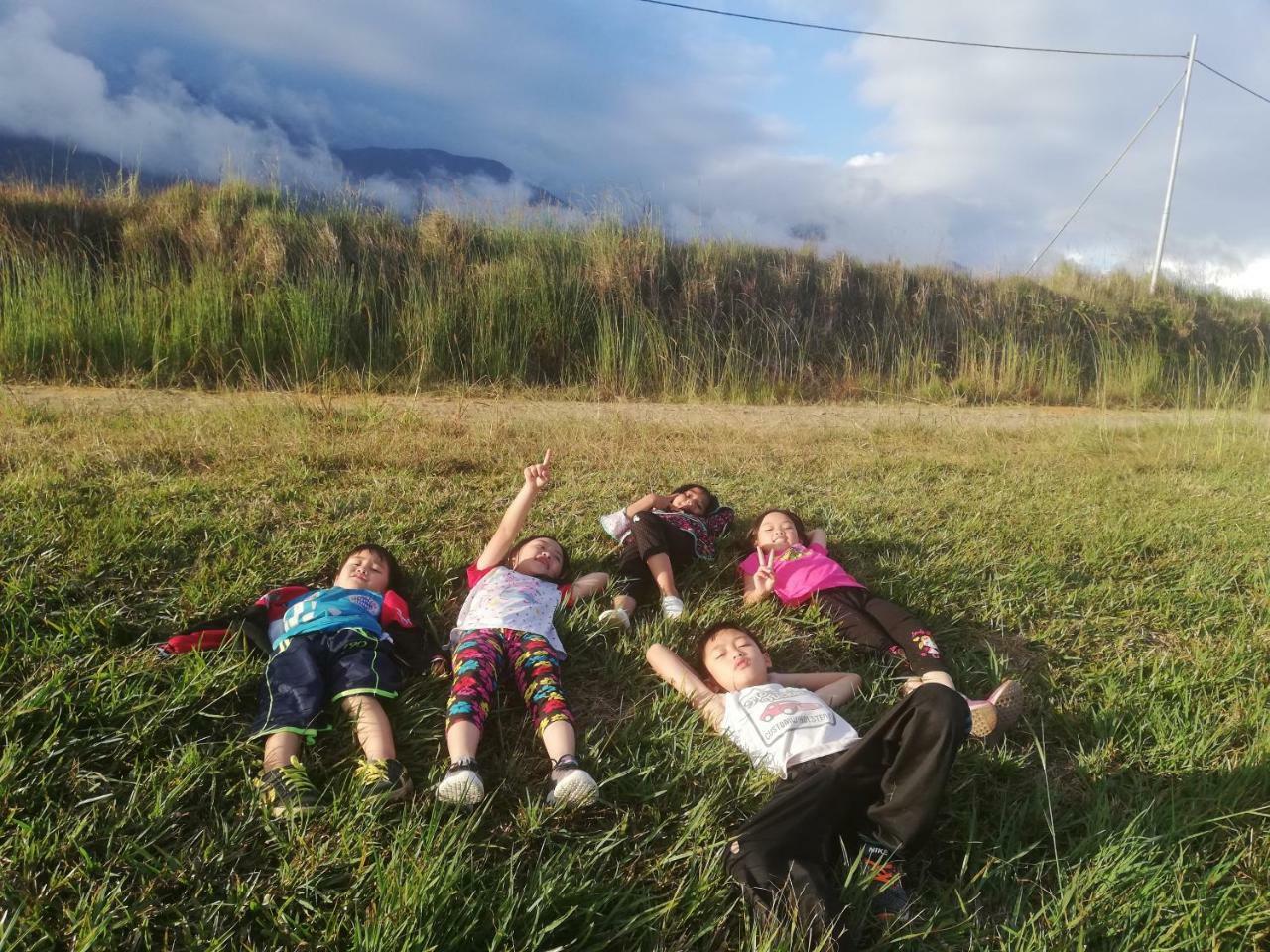 Strawberry Rest House Mesilou Kundasang ภายนอก รูปภาพ